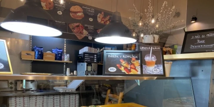 Jedna či dvě pizzy o průměru 32 cm na odnos s sebou, výběr z 5 druhů