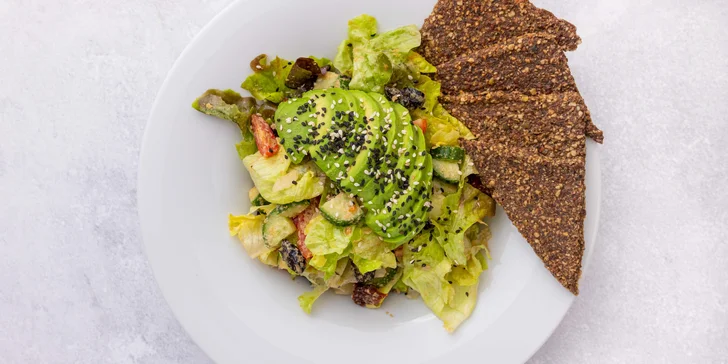 Raw vegan menu i s nápoji pro dva v centru Prahy: předkrm či polévka i hlavní chod a dezert dle výběru