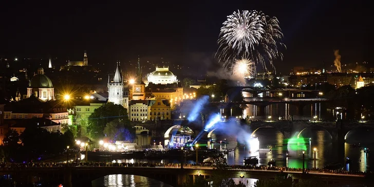 Skupinový kurz večerního a nočního fotografování v centru Prahy