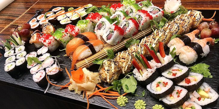 Sushi sety s 24–70 ks: rolky s lososem, úhořem i čistě vegetariánské