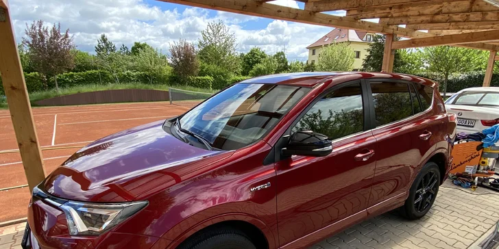 Automyčka až k vám domů: čištění exteriéru i interiéru vozidla kdekoli po Praze