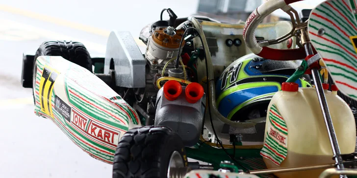 4–20 kol v závodní motokáře: rychlost až 90 km/h, 3 okruhy po celé ČR, profesionální instruktáž