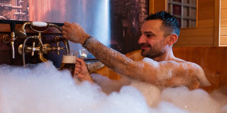 Relaxace pro muže: privátní sauna, dvojitá masáž a pivní lázeň