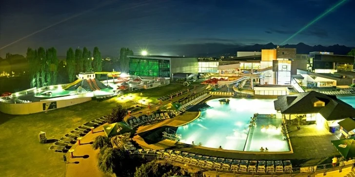 First minute lyžování ve Vysokých Tatrách a vstup do aquaparku AquaCity Poprad pro dva