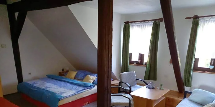 Pobyt v Jeseníkách až pro 4 osoby: penzion v přírodě s jídlem i relaxací v sauně