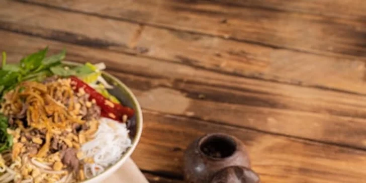 Degustační menu v Bonsai restaurant pro 1 i 2 osoby: polévka, předkrm i hlavní chod z bohatého výběru