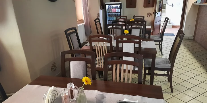 3chodové menu na vyškovském náměstí: krevety, hlavní chod podle výběru, dezert