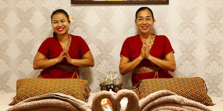 Thajská masáž zad a šíje či reflexní masáž nohou a chodidel