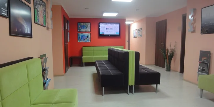 Bydlení jako z katalogu: 3D návrh jedné místnosti od známé designérky