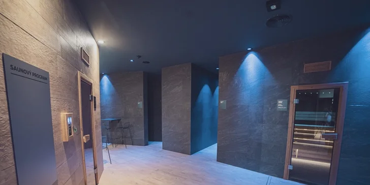Na 120 minut do veřejného wellness: několik saun, parní kabina, vířivka