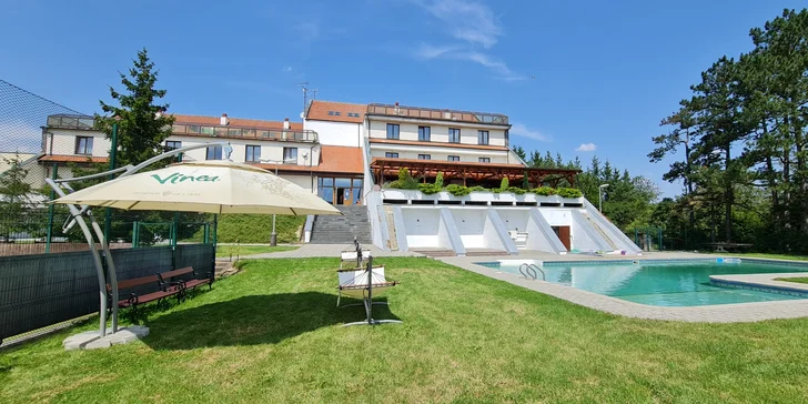 Za krásami Křivoklátska: hotel se snídaní či polopenzí a hodina wellness