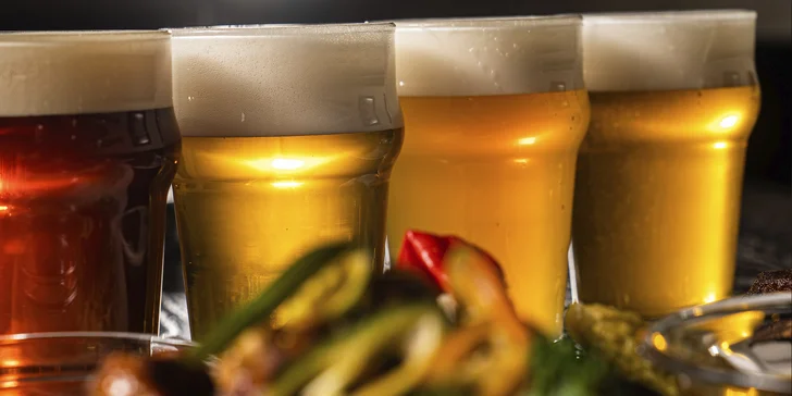 Na Stojáka v Brně: degustace 4 druhů piva a k tomu až 1,6 kg pikantních kuřecích paliček
