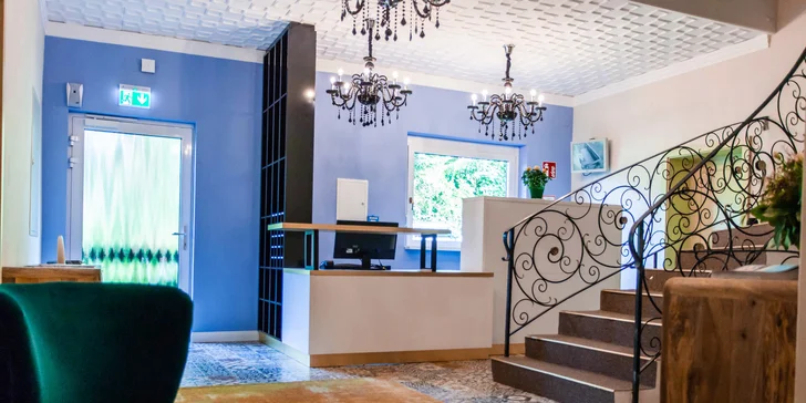 3* dovolená v Korutanech: hotel přímo u jezera Wörthersee, bufetové snídaně