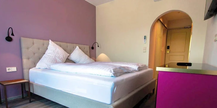 3* dovolená v Korutanech: hotel přímo u jezera Wörthersee, bufetové snídaně