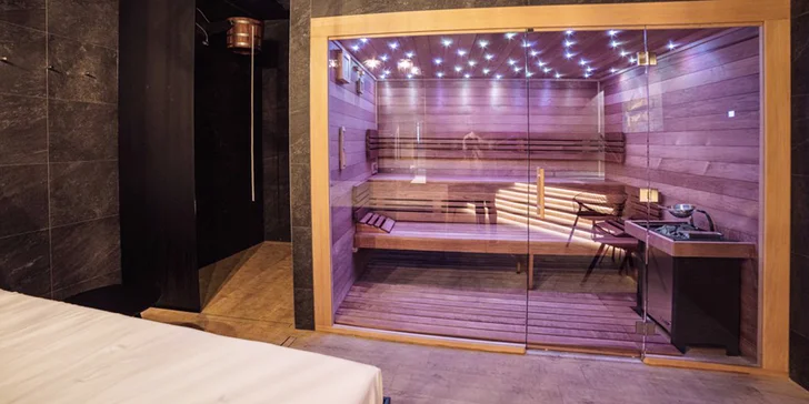 Odpočinek v privátním wellness pro pár: vstup na 2 hodiny, vířivka, sauna