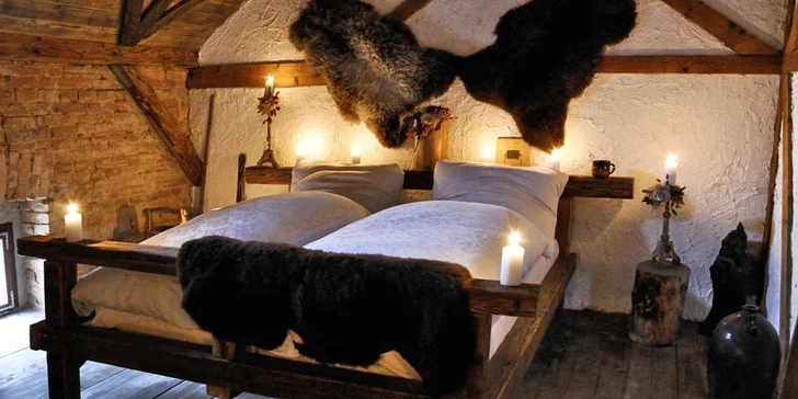 Den a noc ve středověkém hotelu v Dětenicích s dobovým vystoupením a hostinou