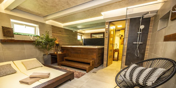 Privátní relax až pro 4 osoby: 90 minut ve vířivce, případně i infrasauna