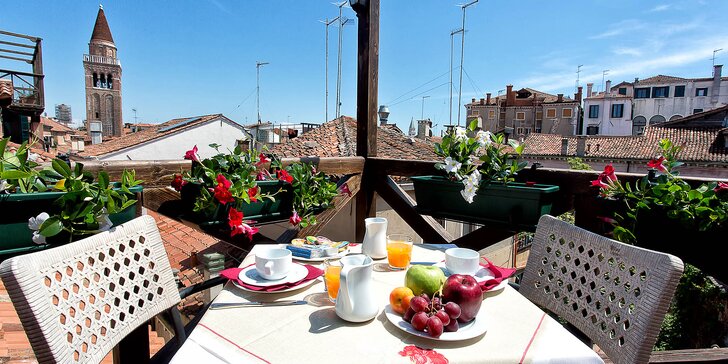 Na dovolenou do Itálie: pěkný 3* hotel přímo v centru Benátek, snídaně
