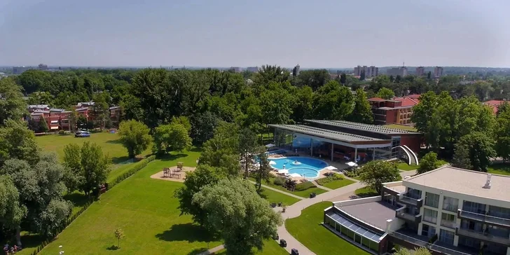 Dovolená u Balatonu: ubytování, polopenze i neomezený vstup do wellness