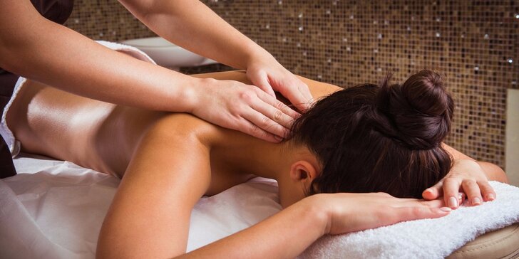 Relaxace dle výběru: 60minutová masáž nebo kineziologie pro uvolnění stresu