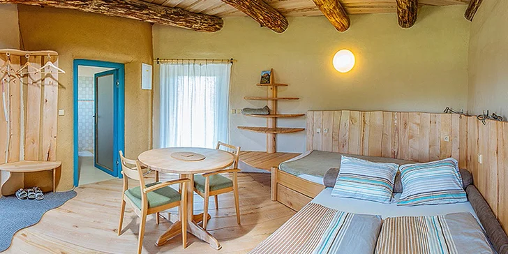 Dovolená v pohádkovém Hobitíně pod Orlickými horami pro 2 nebo 4 osoby