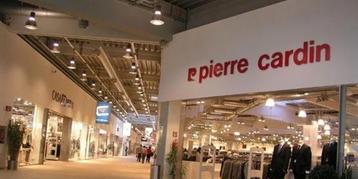 Předvánoční nákupy v outlet centru Parndorf