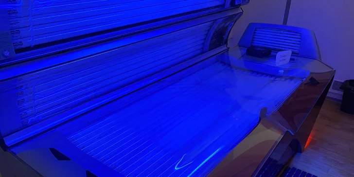 Získejte krásné opálení: jeden vstup či permanentka do solária Jaroměř