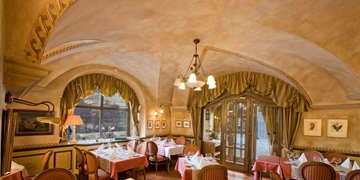 Vytříbené menu pro dva v restauraci Pod Věží