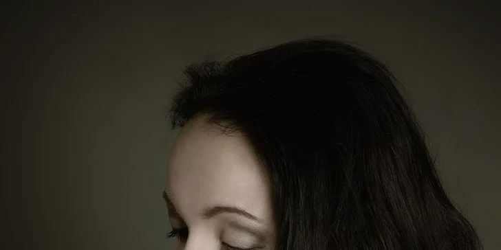Akty, glamour nebo erotické focení s profi fotografkou včetně make-upu
