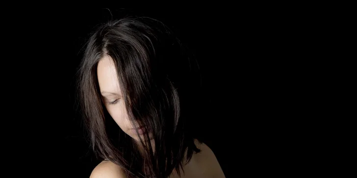 Akty, glamour nebo erotické focení s profi fotografkou včetně make-upu