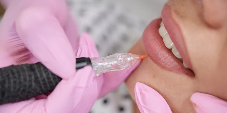 Mikropigmentace: permanentní make-up trošku jinak v centru Prahy