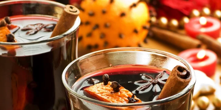 Adventní plavba po Vltavě s nápojem a dezertem