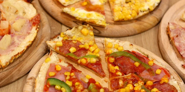 Minipizzy i s kofolou z Maníkova bistra – západ: 1 nebo 2 kola o průměru 22 cm, na výběr 18 druhů