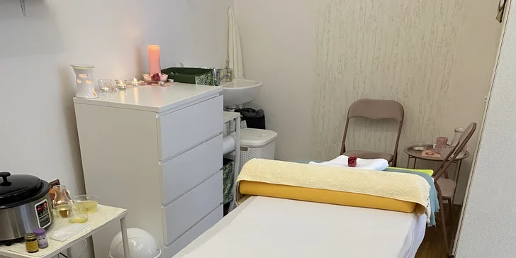 Thajská masáž Tok Sen, celotělová ayurvédská masáž nebo lávové kameny