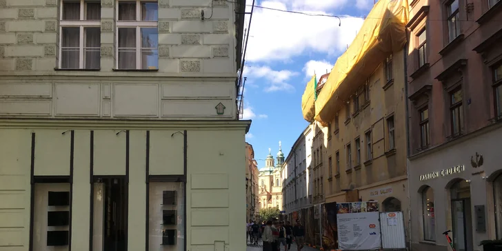 Po stopách seriálů a filmů Chalupáři, Vrchní, Prchni! a Dobrý voják Švejk (zakončeno v hospodě U Fleků)