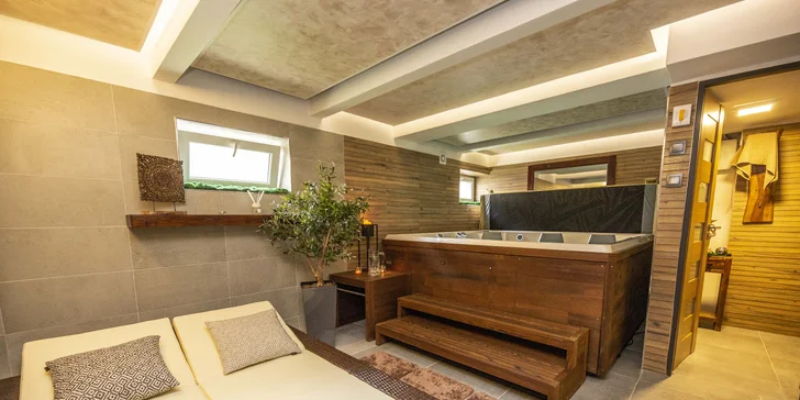 Privátní relax až pro 4 osoby: 90 minut ve vířivce, případně i infrasauna