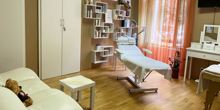 Perfektní vzhled: make-up obočí vláskovou technikou