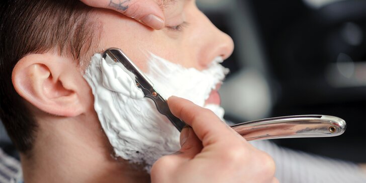 Balíček péče v barber shopu i permanentka: střih vlasů, úprava obočí i vousů