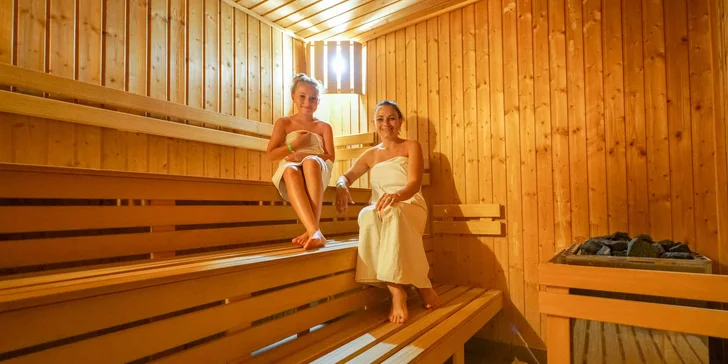 Pobyt v největším rodinném resortu na Slovensku: venkovní hřiště i prolézačky, trampolíny, bazén a sauny