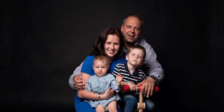 Portrétní, těhotenské i rodinné focení v ateliéru nebo venku
