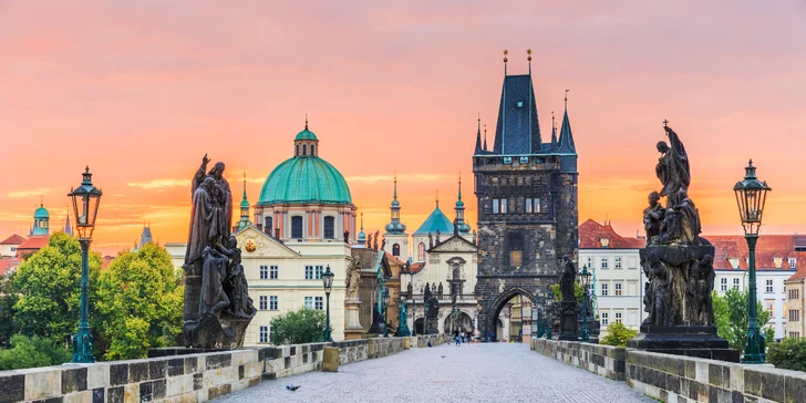 4* pobyt v historickém centru Prahy se snídaní i romantickým menu v restauraci u Karlova mostu
