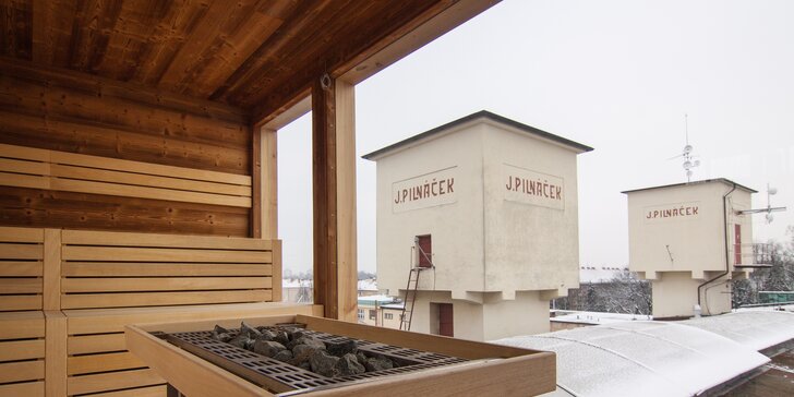 Časově neomezený vstup do nového saunového světa s krásným výhledem na Hradec pro 2 osoby