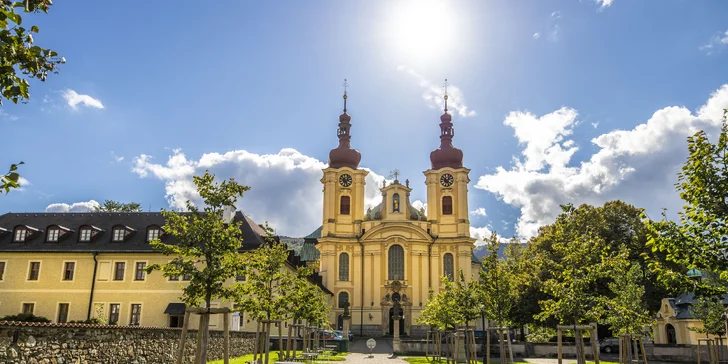 Dovolená v Jizerských horách: penzion v Hejnicích s jídlem i privátním wellness