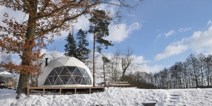 Glamping: vymazlené iglú u Prachovských skal, relax ve wellness s možností snídaňového koše