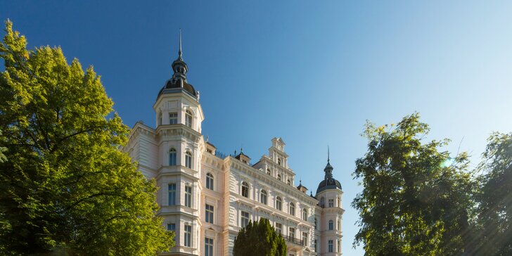 Pobyt ve 4* hotelu v Karlových Varech s neomezeným wellness, snídaní či polopenzí i masáží