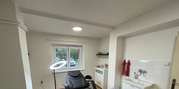 Permanentní make-up obočí pudrovou technikou