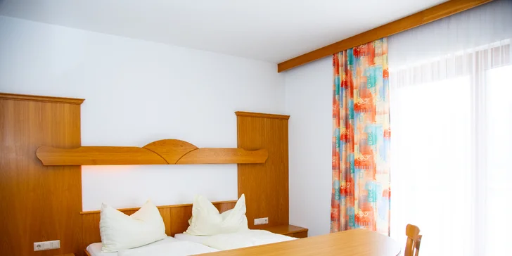 Hotel s výhledem na hory: snídaně, 4chodové večeře, lyžování a termíny až do konce dubna