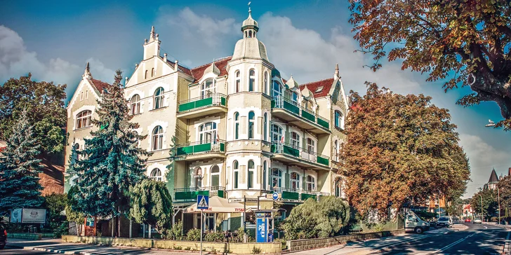 Dopřejte si odpočinek u Baltu: pobyt v hotelu se snídaní nebo polopenzí, 5 minut chůze od moře, až 2 děti zdarma