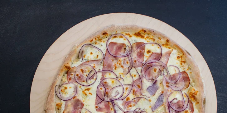 V Shark Pizza Brno vás čekají voňavé pizzy, které si vyberete podle aktuální nabídky. 