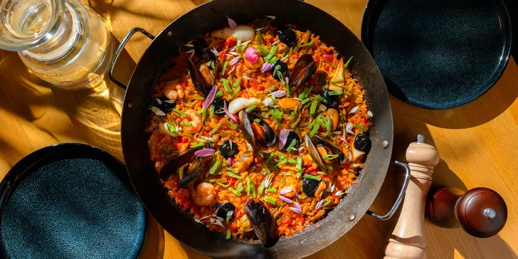 Autentická španielska paella pre 2 osoby